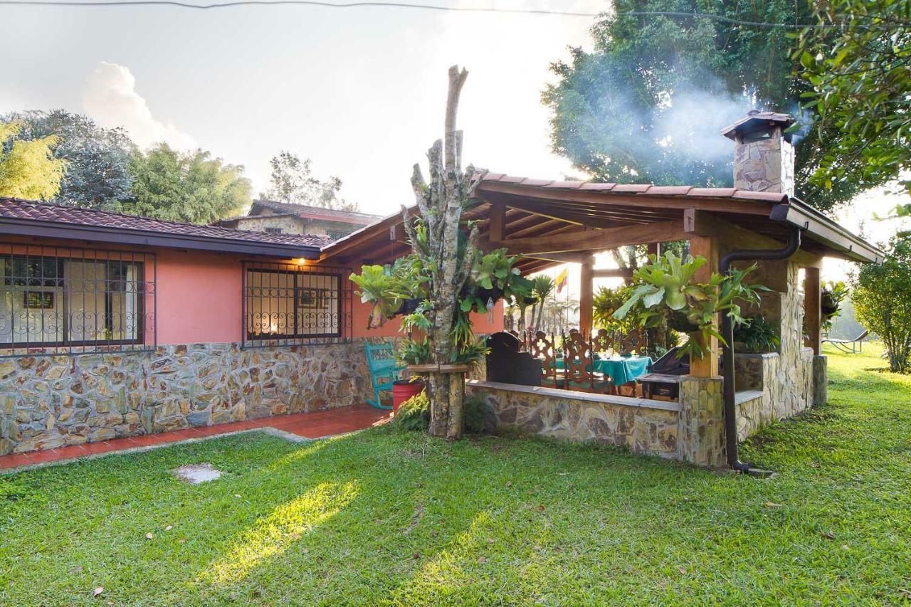 La Casa De Piedra Villa Guatape Luaran gambar